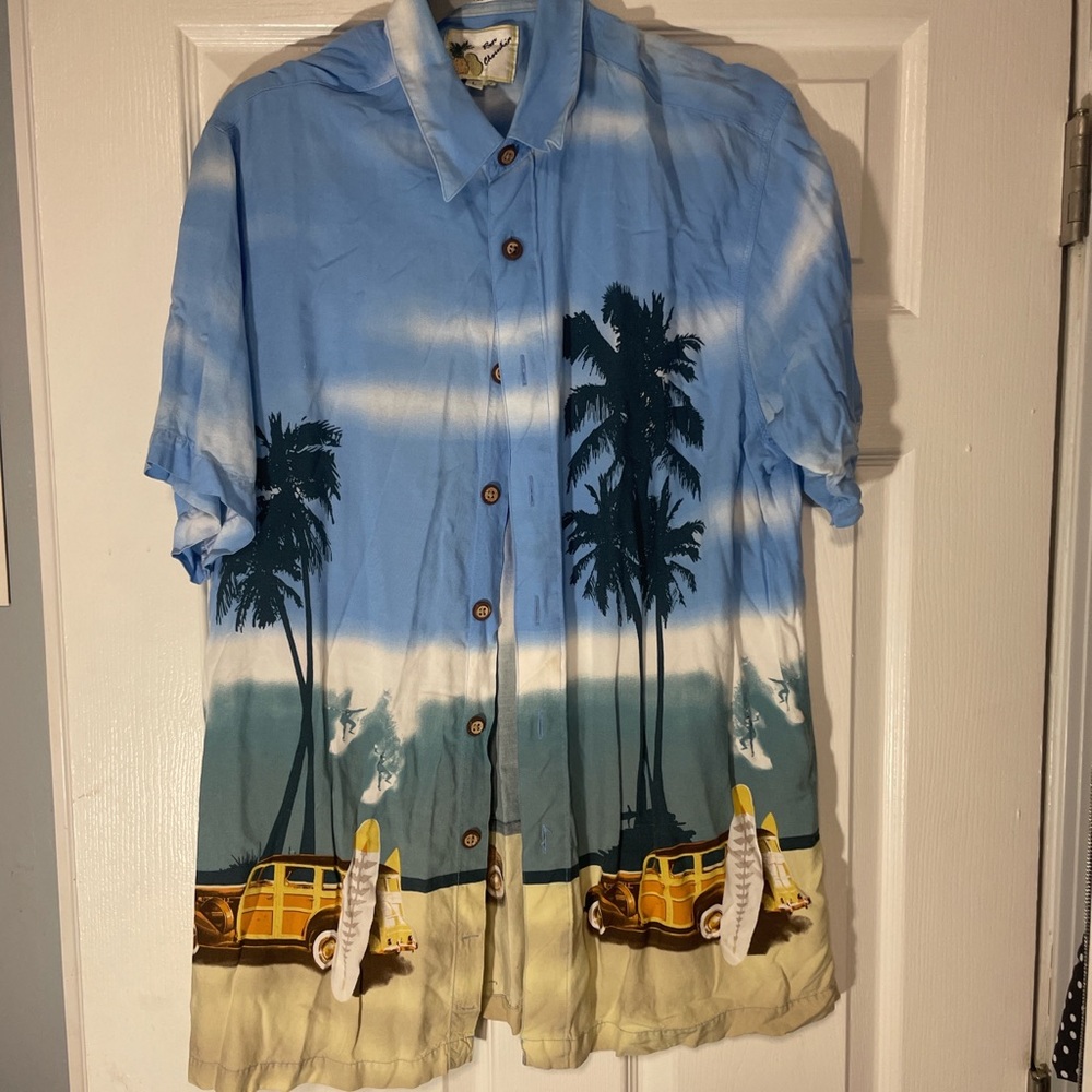 Ron Chereskin tropical print button front shirt. Men’s size large